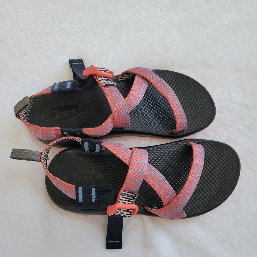 Chaco‎ Z/1 Classic Sandals Kids Size 5 Coral Blue Patterned